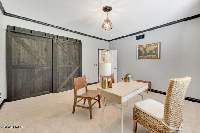 42333 Highland Court, Lancaster CA: https://media.crmls.org/mediaz/988f7ceb-f9e7-4e25-b6c2-68a0db582316.jpg