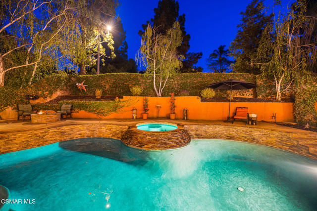 12208 Cherry Grove Street, Moorpark CA: https://media.crmls.org/mediaz/988f8062-b337-4a72-90d9-10d54654f616.jpg