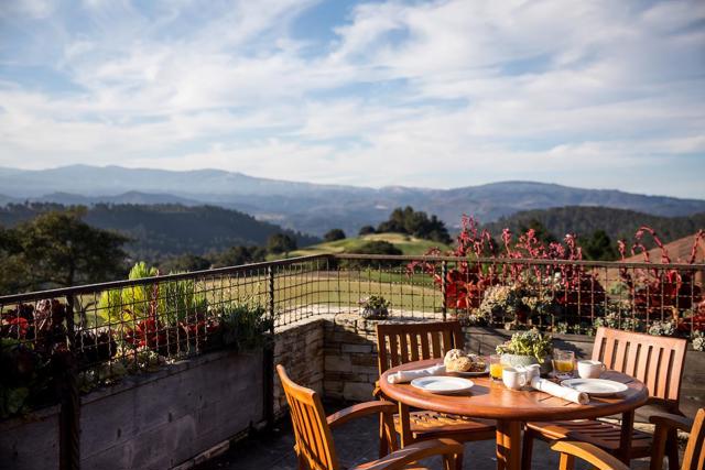 23 Tehama (Homesite 40), Carmel CA: https://media.crmls.org/mediaz/98900eb8-42e4-46db-99ad-817b324c1420.jpg
