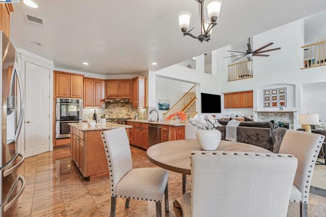 Image 15 of 60 For 5065 Carbondale Way