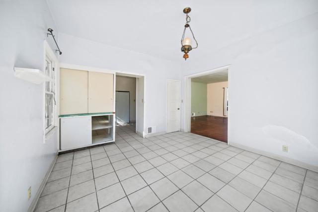 Image 6 of 28 For 250 Mariposa Avenue