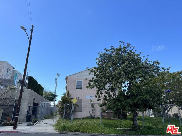 Image 2 for 9043 Ramsgate Ave, Los Angeles, CA 90045