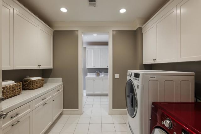 5 Redberry, Portola Valley CA: https://media.crmls.org/mediaz/9893a48c-420e-4b67-9c5a-51947f4ea114.jpg