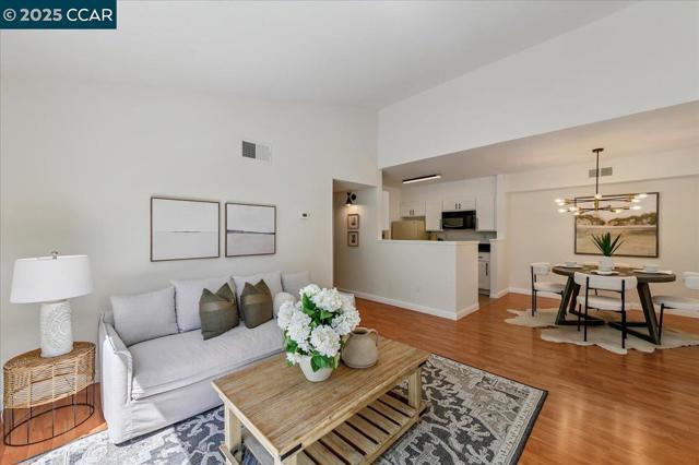 115 Reflections Dr, San Ramon CA: https://media.crmls.org/mediaz/9893a90d-305c-40e8-93c6-594215cd64af.jpg