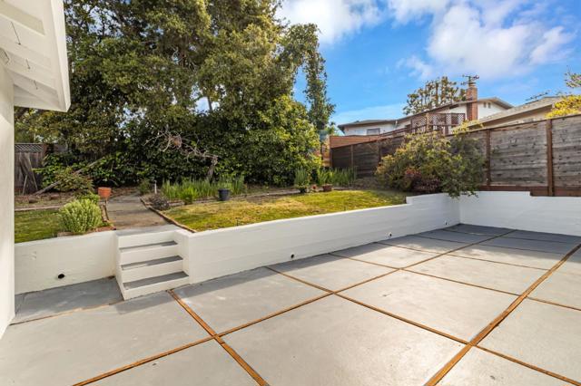 3593 Fernwood Street, San Mateo CA: https://media.crmls.org/mediaz/989423cc-1ba1-452d-85c8-9a74c20e4051.jpg