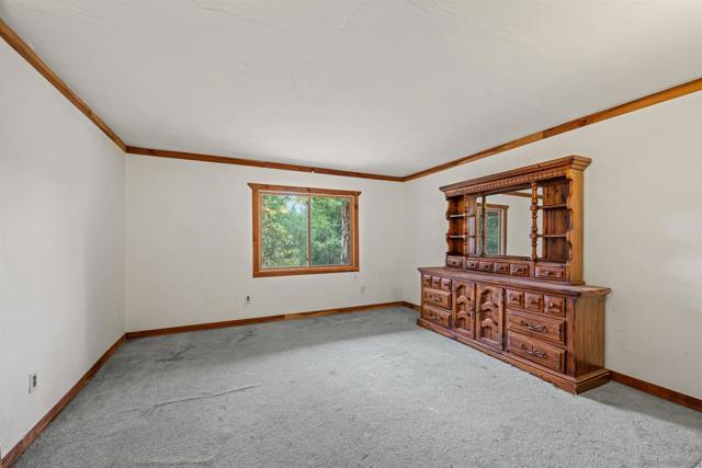 2380 Cape Horn Ave,  CA: https://media.crmls.org/mediaz/9894b2c1-124a-4250-a9a7-4b82a38bccf6.jpg