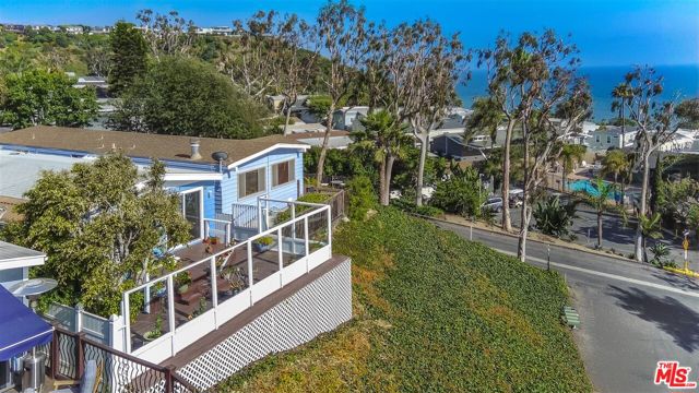 4 Kiki, Pacific Palisades, California 90272, 2 Bedrooms Bedrooms, ,2 BathroomsBathrooms,Residential,For Sale,Kiki,24409133