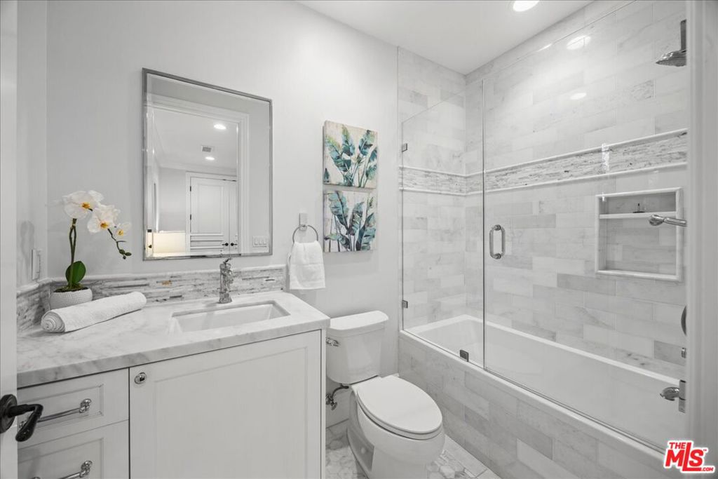 MLS #26866405 image #32