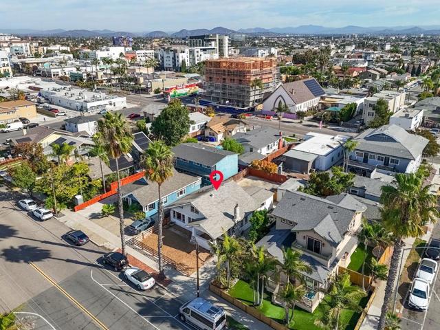 3711 29th St, San Diego CA: https://media.crmls.org/mediaz/9896b8de-3ba5-42e5-81ce-6cb76ced326f.jpg