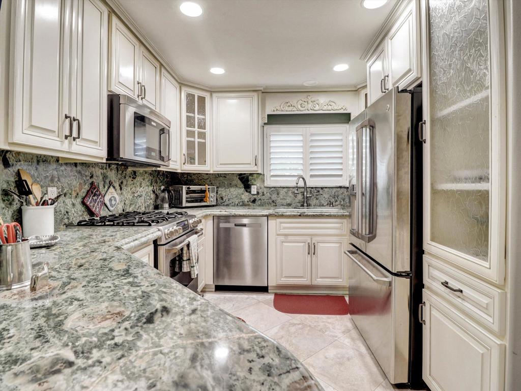 MLS #219137993DA image #5