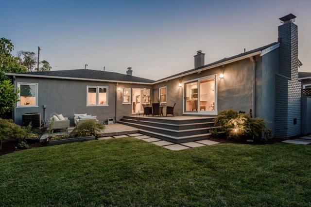 1525 Kalmia Street, San Mateo CA: https://media.crmls.org/mediaz/989a09d7-6dfd-459c-aed0-fa806a290da1.jpg