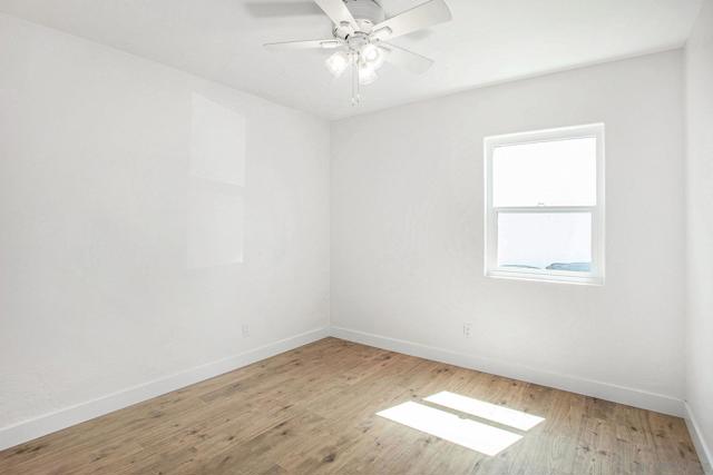 634 Spruce Ave, Imperial Beach CA: https://media.crmls.org/mediaz/989adf58-f64c-4712-8801-12faa75796f8.jpg