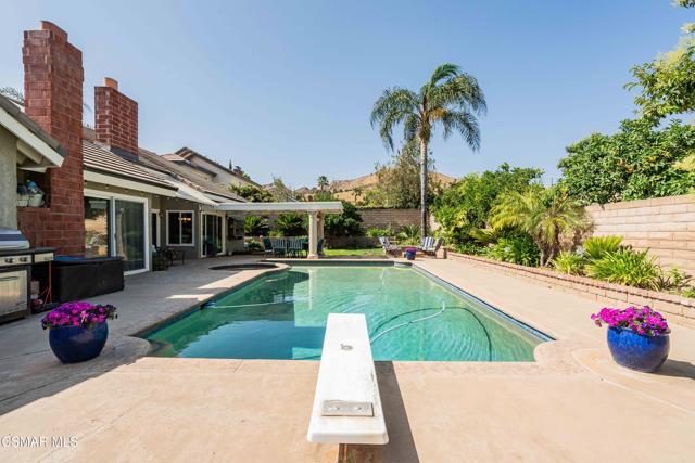 3578 Claridge Court, Simi Valley CA: https://media.crmls.org/mediaz/989af350-b539-494a-9a6d-95ff04f469b2.jpg