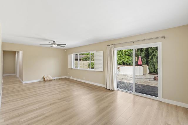 Detail Gallery Image 10 of 31 For 3218 Carolyn Cir, Oceanside,  CA 92054 - 3 Beds | 2 Baths