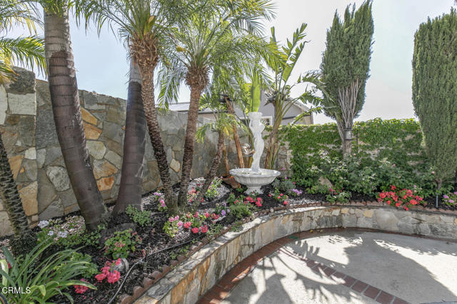 8857 Bluffdale Dr, Sun Valley CA: https://media.crmls.org/mediaz/989bf41b-1460-46e1-b400-f6d5260028e0.jpg
