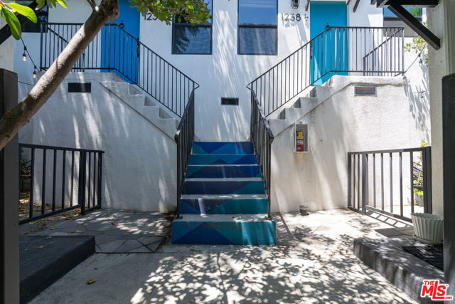 1236 W Sunset Boulevard, Los Angeles CA: https://media.crmls.org/mediaz/989c5055-b5a6-473e-95ac-79ba539c87af.jpg
