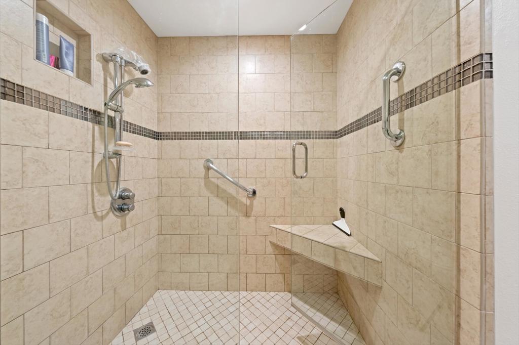 MLS #219138000DA image #23