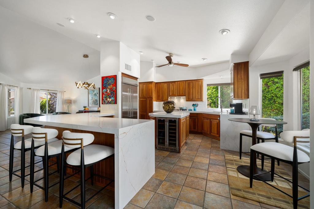 MLS #219136746DA image #5