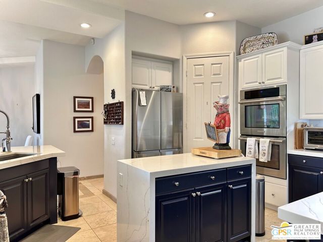 47925 Via Livorno, La Quinta CA: https://media.crmls.org/mediaz/989deb2e-d45d-4113-8393-becfc1995d26.jpg