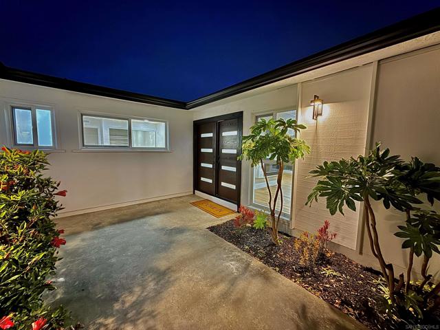 3179 Driscoll Dr, San Diego CA: https://media.crmls.org/mediaz/989e6a41-dadf-461c-87fa-a198d0f0e19e.jpg