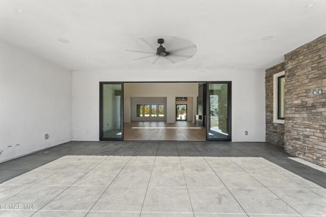 Image 57 of 93 For 532 Corte Corrida