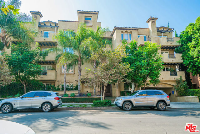 12044 Hoffman St #5, Studio City, CA 91604