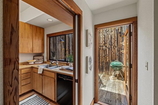 24520 Outlook Drive, Carmel CA: https://media.crmls.org/mediaz/989fa23e-aa78-45c8-984f-28dc804d1029.jpg