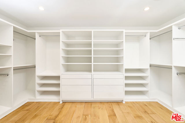 310 Beloit Avenue, Los Angeles CA: https://media.crmls.org/mediaz/989fcce9-0e10-47d6-8e56-42887a46341e.jpg