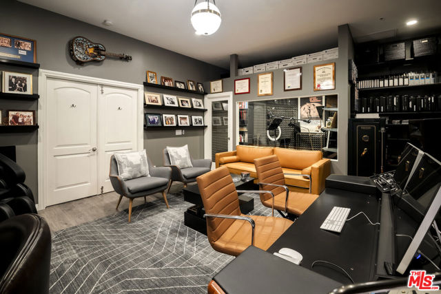 Image 46 of 62 For 2674 Stafford Road