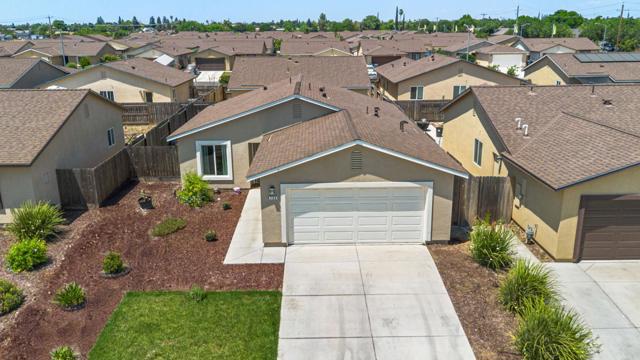 733 Marcelina Court, Merced CA: https://media.crmls.org/mediaz/98a4ea67-84a9-4c3a-9d61-f78c5359e249.jpg