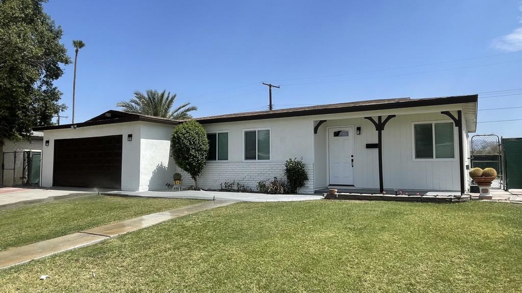 81683 De Plata Avenue