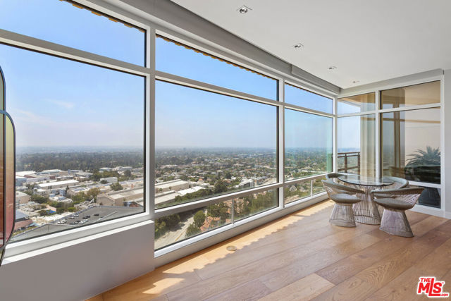 1 W Century Drive, Los Angeles CA: https://media.crmls.org/mediaz/98a6260d-4833-4bb8-8ff8-42718f2d5c5b.jpg