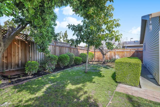 Image 23 of 29 For 3125 Warburton Avenue