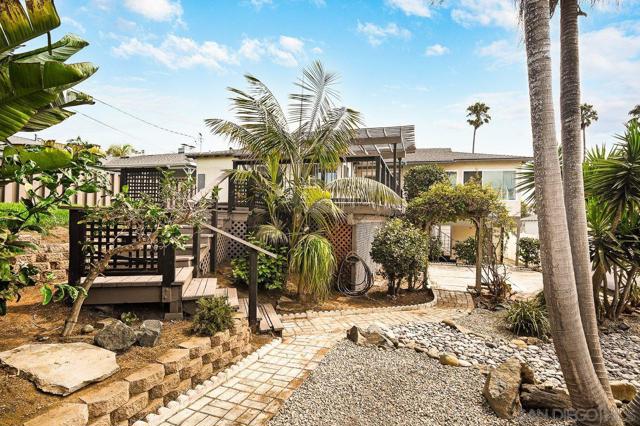4462 Algeciras, San Diego CA: https://media.crmls.org/mediaz/98a8271a-58da-47af-bdde-743c887d17a7.jpg