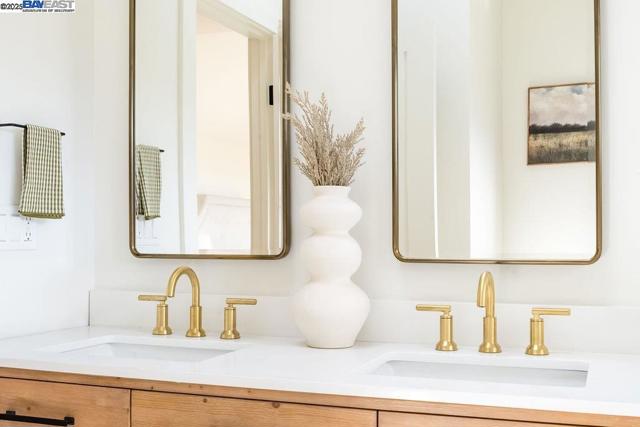 620 Manzanita Ave, Boulder Creek CA: https://media.crmls.org/mediaz/98a85dcb-a91d-4976-9378-53747c92a517.jpg