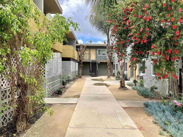 Detail Gallery Image 14 of 36 For 19344 Wyandotte St, Reseda,  CA 91335 - – Beds | – Baths