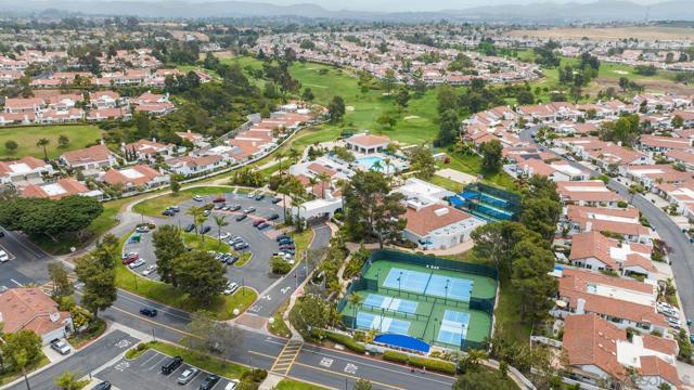 4912 Keos Way, Oceanside CA: https://media.crmls.org/mediaz/98a8de8f-7cc6-438a-98ba-99f3feb3305b.jpg