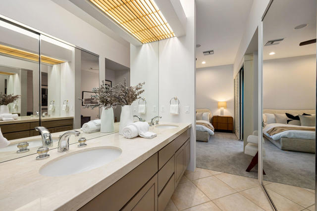 245 Kiva Court, Palm Desert, CA 92260
