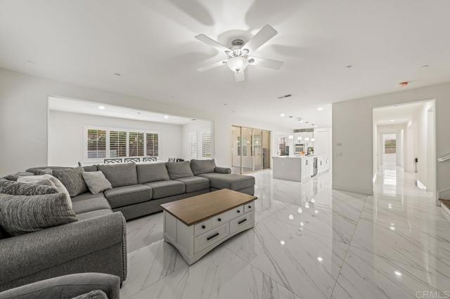 Detail Gallery Image 27 of 68 For 2004 Corte Saltero, Chula Vista,  CA 91914 - 5 Beds | 5/1 Baths