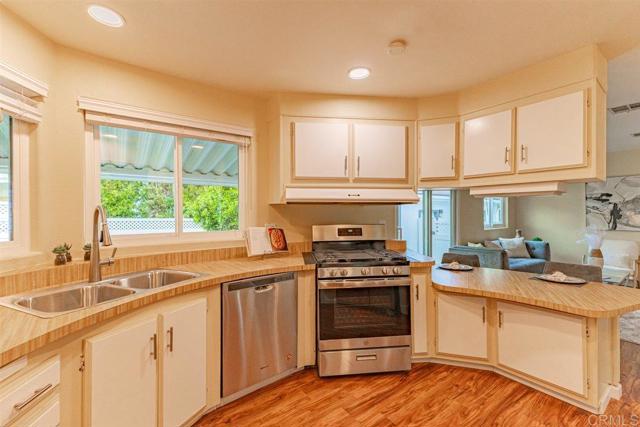 Image 22 of 56 For 18218 Paradise Mountain Road Spc 158