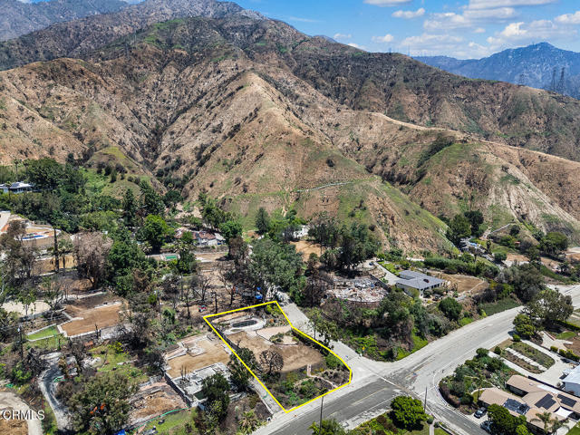 1695 E Loma Alta Drive, Altadena CA: https://media.crmls.org/mediaz/98aa11d9-7c81-4337-b315-e3d75f5f0343.jpg