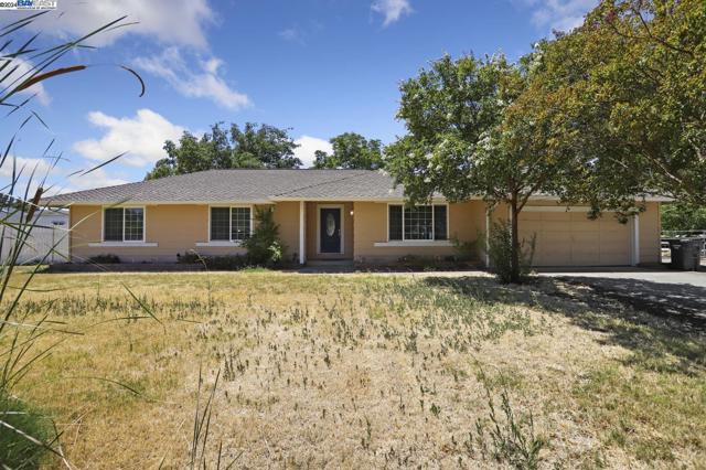 Image 5 of 47 For 16650 Von Sosten Road
