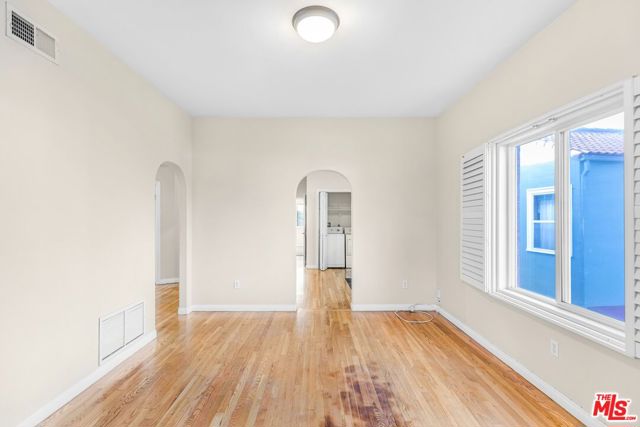 1073 S Mansfield Avenue, Los Angeles CA: https://media.crmls.org/mediaz/98aab6f0-83d1-496b-ab0b-87cafb79ce99.jpg