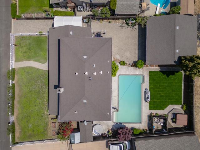 14526 Berry Way, San Jose CA: https://media.crmls.org/mediaz/98acac51-a981-440e-88ea-c79574ff8542.jpg