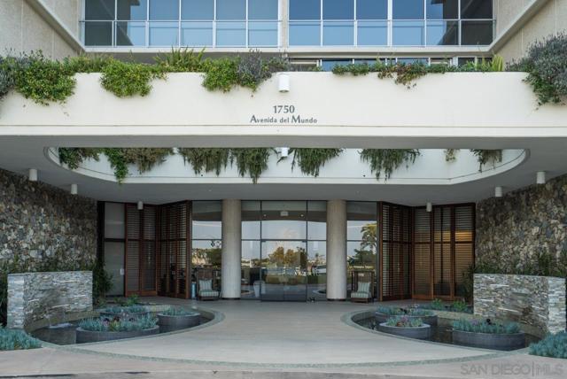 1750 Avenida del Mundo, Coronado CA: https://media.crmls.org/mediaz/98ad0746-a2e9-406a-854f-3a2e06a87767.jpg