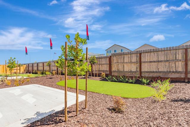 1143 Coyote Peak Way, Hollister CA: https://media.crmls.org/mediaz/98ad81f0-c015-4d85-b927-612d944c0e6d.jpg