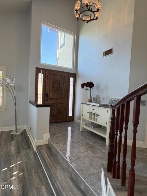 Detail Gallery Image 5 of 28 For 1940 Kensington Ln, Oxnard,  CA 93030 - 4 Beds | 4 Baths