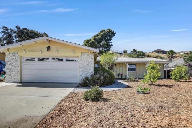 9684 LUTHERAN WAY, Santee CA: https://media.crmls.org/mediaz/98ae3ae4-8eee-4c1e-93ae-2512c1bcc28f.jpg