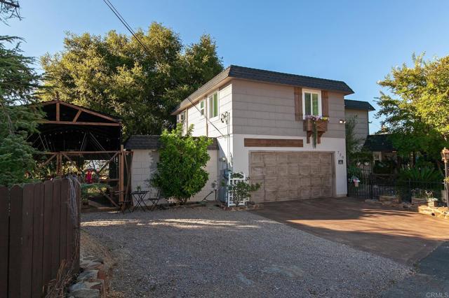 Detail Gallery Image 2 of 59 For 720 Sky Mountain Ln, Alpine,  CA 91901 - 3 Beds | 1/1 Baths