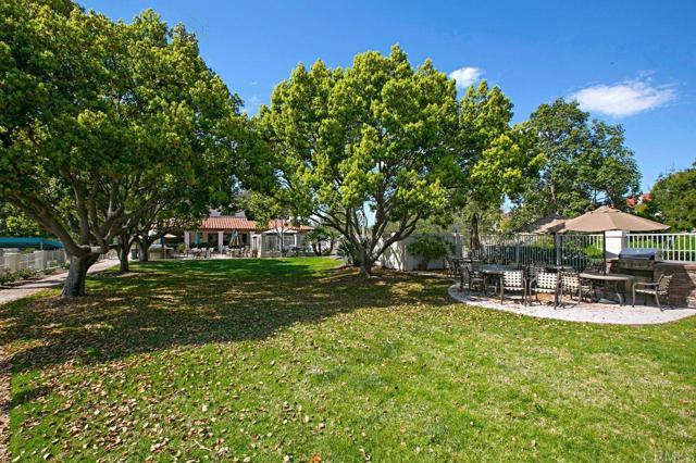 Detail Gallery Image 40 of 45 For 15746 via Calanova, San Diego,  CA 92128 - 2 Beds | 2 Baths